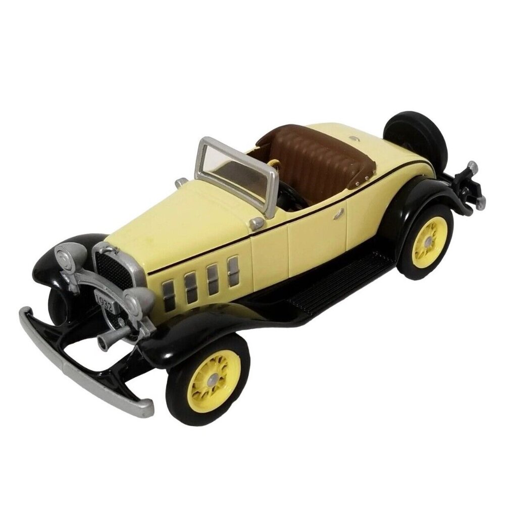 1999 Hallmark Keepsake Ornament  1932 Chevy Standard Sports Roadster Die Cast - Picture 7 of 11
